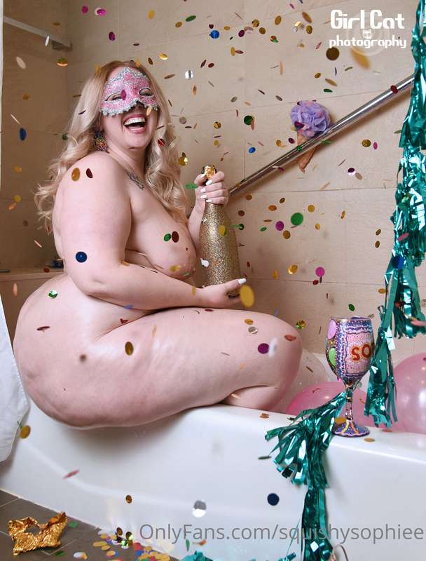 It’s my birthday week babyyyyyy! You laying down the pipe on..