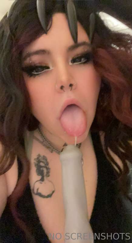 Monster headpusher 😍😍😍