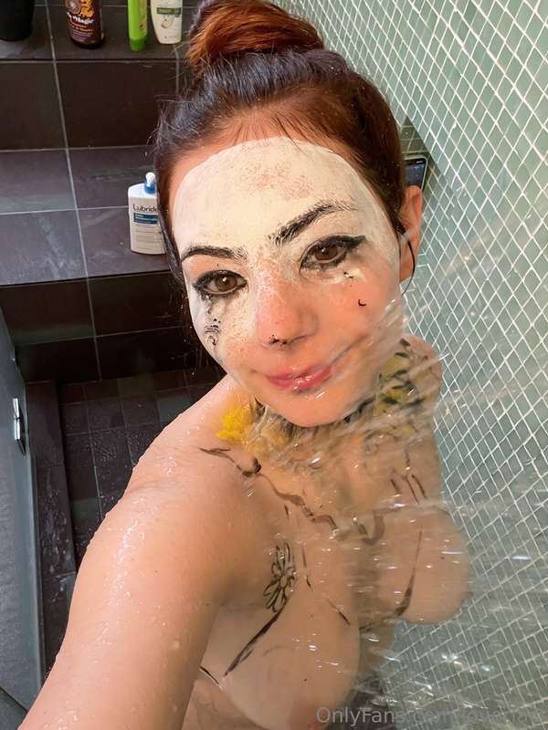 Okay the paint is going away. Everybody say 