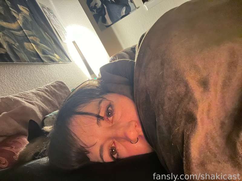 Shakicast - Fansly - 13 Oct, 2024