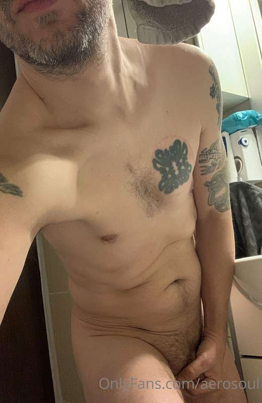 Good morning, babes. Who’s joining me in the shower today? ☺..