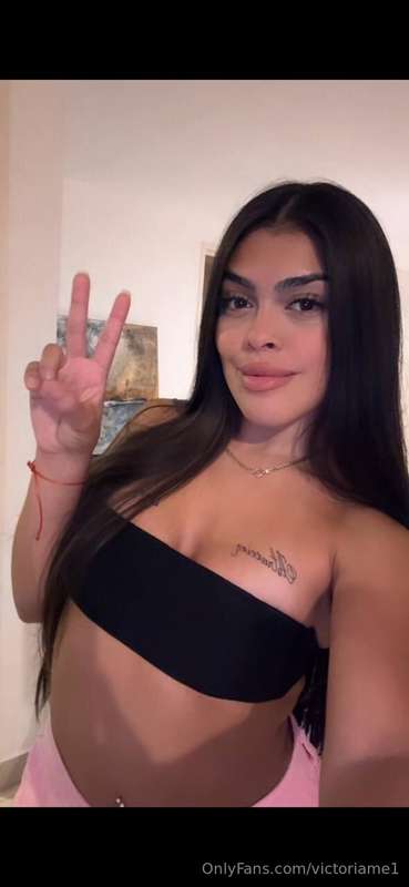 Peace, love, and good vibes only... 🌈💖 Flashing you a peace ..