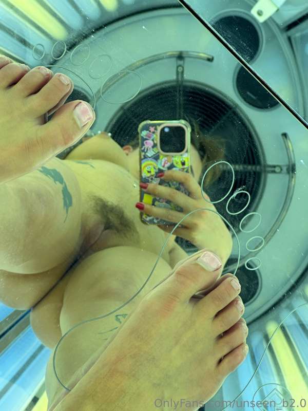 Pussy, tits, ass and toes