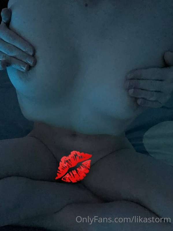 Your obedient girl is waiting for you 🥰😘 1