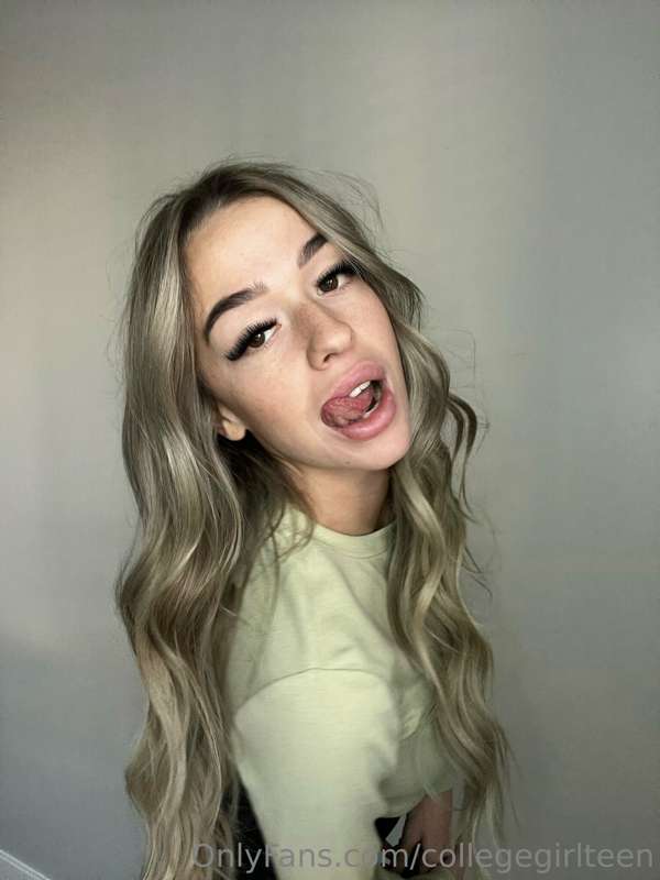 Fuck me right there💦😽