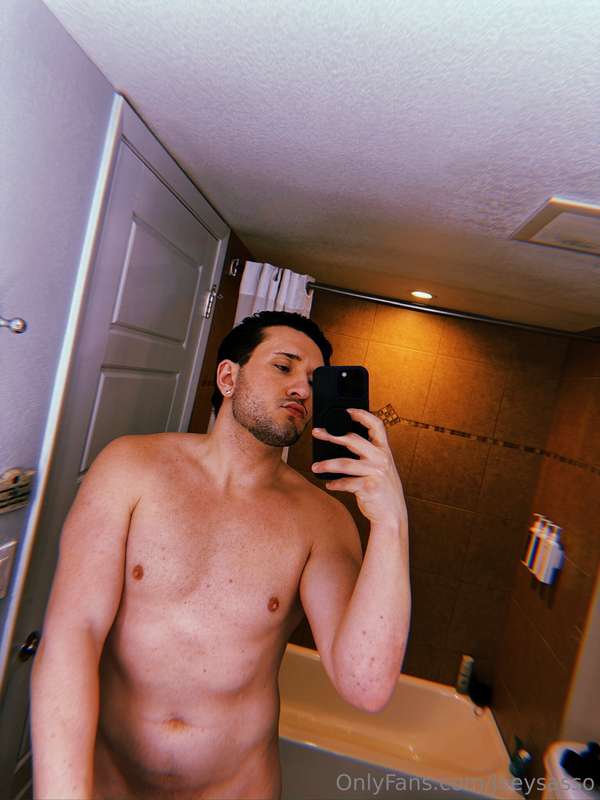 want to see the view down below? 👅