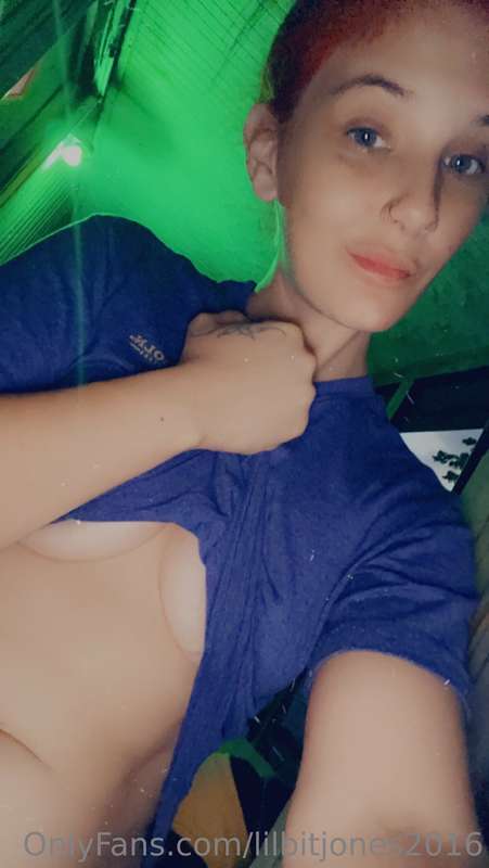 Who doesn’t 💗 playing out in a storm 💋💦 2
