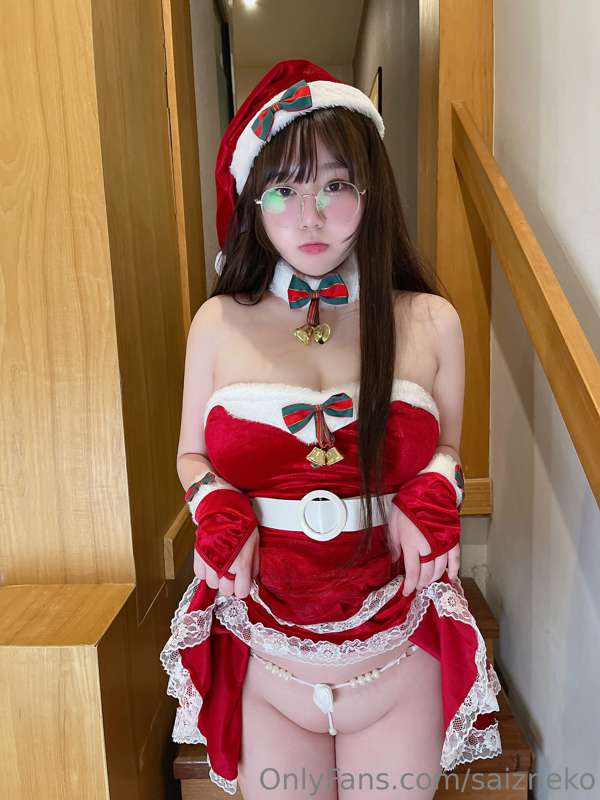 I’m your Christmas gift 🎁🎄

Merry Christmas guys~ I hope you.. 5