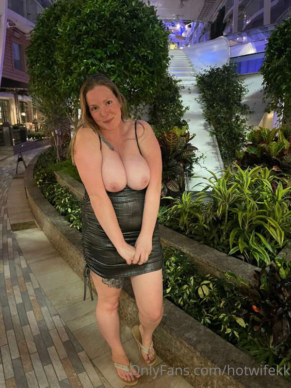 So last night we were out late having fun and decided it wou.. 2