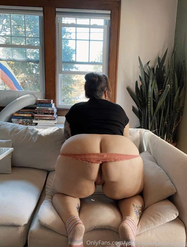 ✨FREE PAGE✨
🤘🏼🖤Heavy metal PAWG🖤🤘🏼
‼️Very responsive to mess.. 4