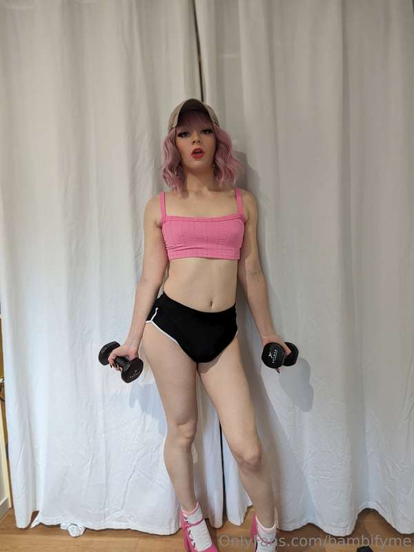 One sissy workout a day keeps the Daddies at bay 🤭 2