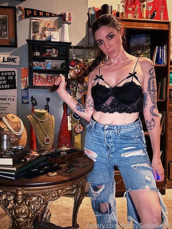 Prettysadiereed - Fansly - 03 Jun, 2024