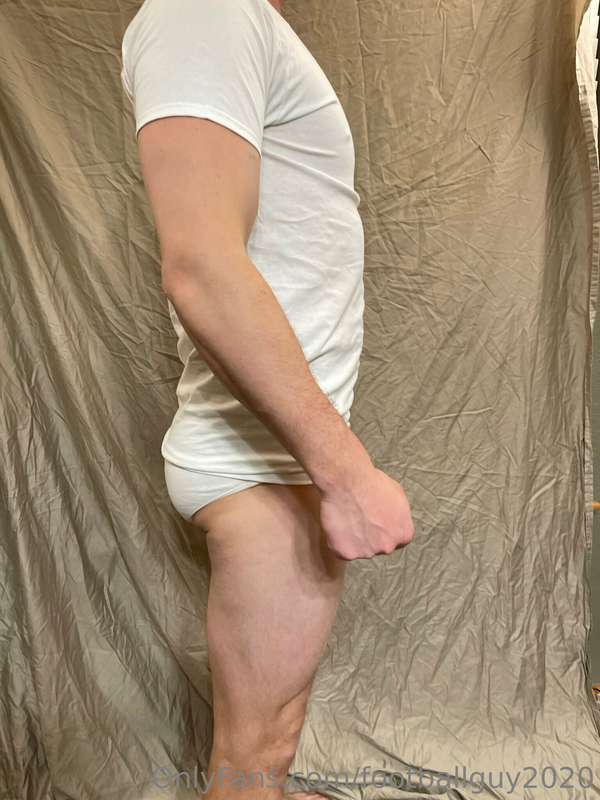 Such an amazingly HOT body! 8