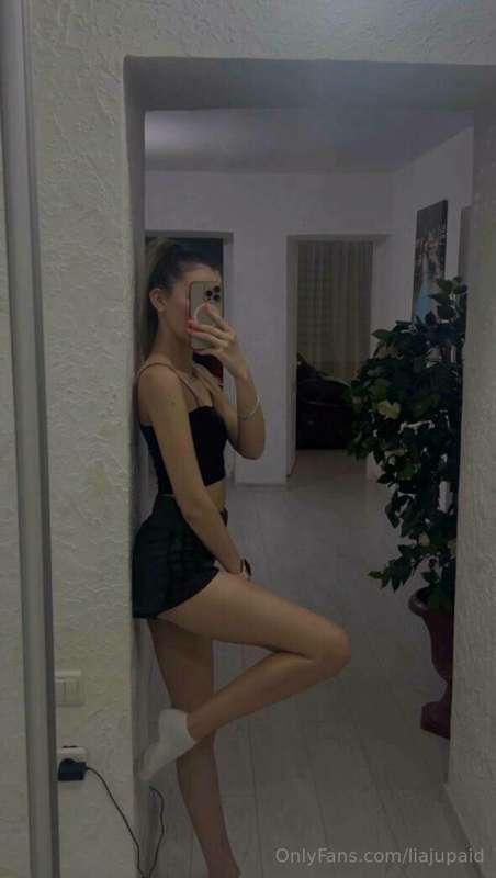 Want to get to know the real me? 😏🖤