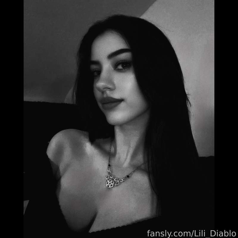 Lili_Diablo - Fansly - 05 Dec, 2024
