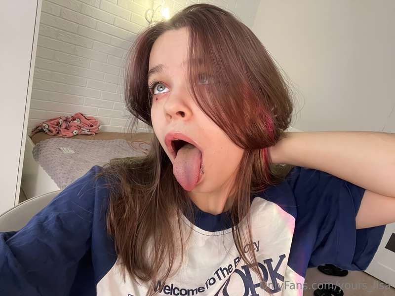 💞 FREE SUBSCRIPTION 💞So hot @velvetkitty2000 😍 madly loves t..