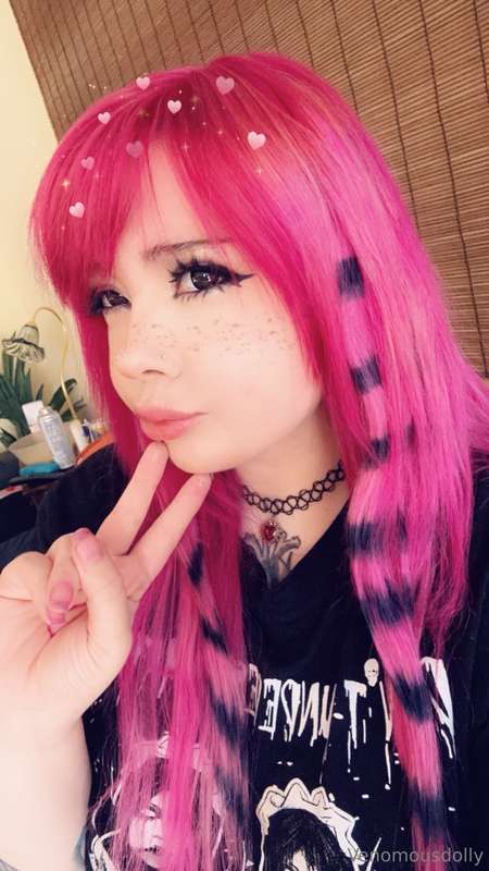 Who needs therapy when I can just color my hair 🤭