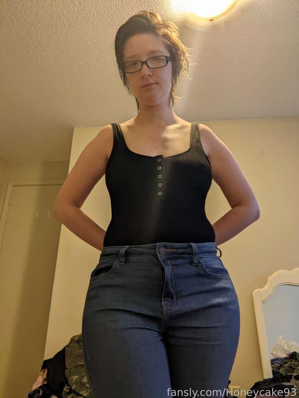 Honeycake93 - Fansly - 14 Aug, 2023 20