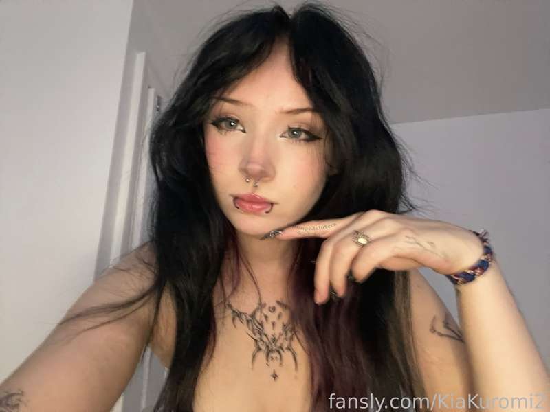 Kiakuromi2 - Fansly - 24 Sep, 2024 9
