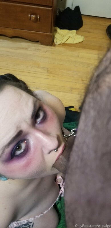 Daddy and I filmed a new premium video for this week! I'm su.. 4