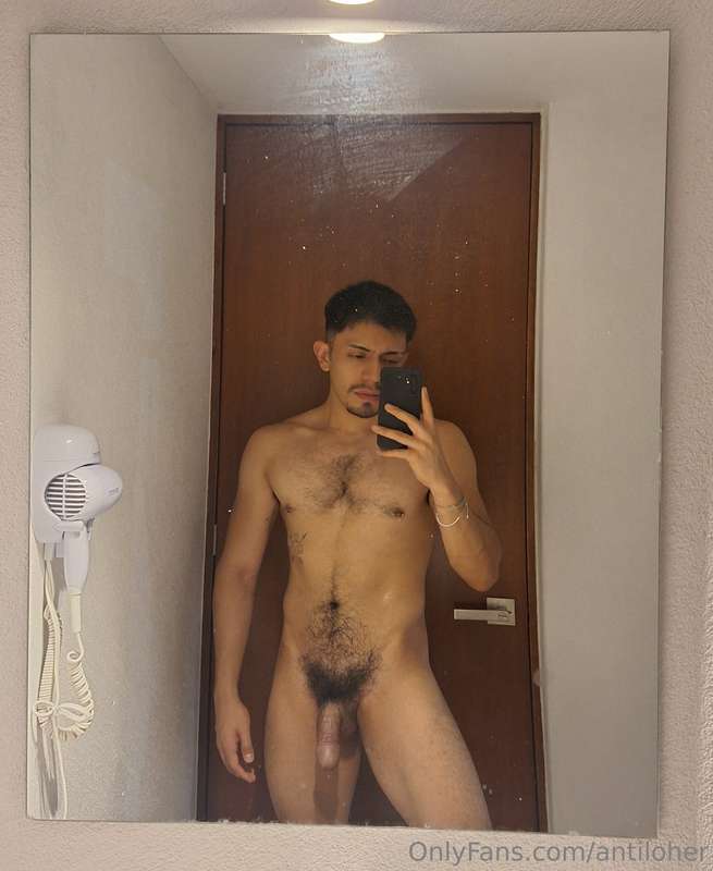 Acabando de ching4rme un culit0, dormida ya pero igual con l..