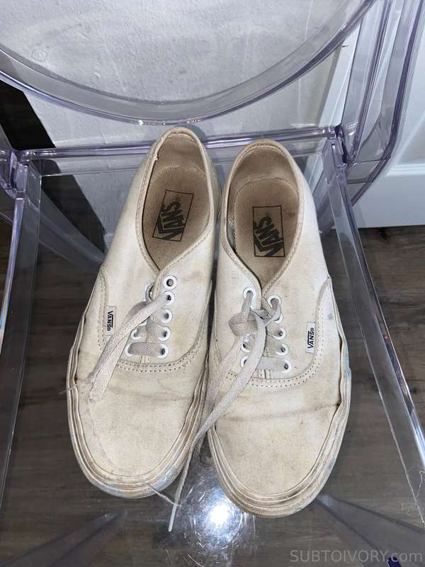 Worn shoe drop: -SHIPPING IN USA ONLY -dm me which pair you .. 14