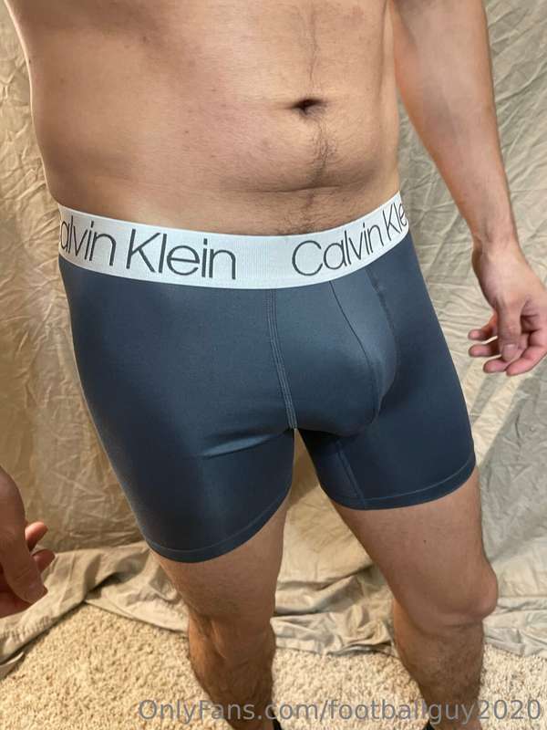 The Calvin Klein set of PVT Martinez - you'll want to see th.. 28