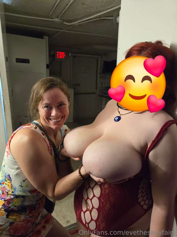 I found this lady at Club NV last night. She had lovely pale..