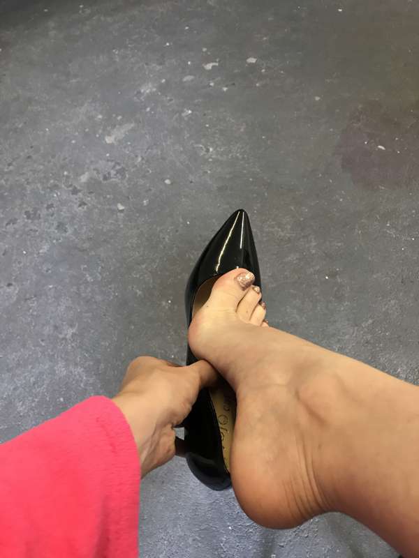 Red sole stilettos 9