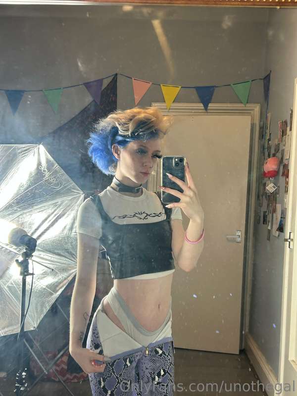 New blowjob video going live tomorrow at 7pm 💖😈
