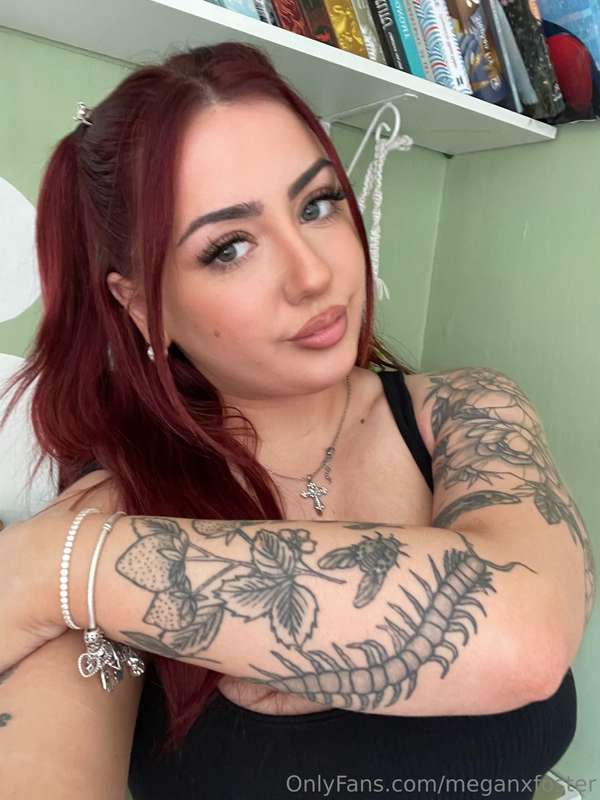 am i ur fav alt girl?