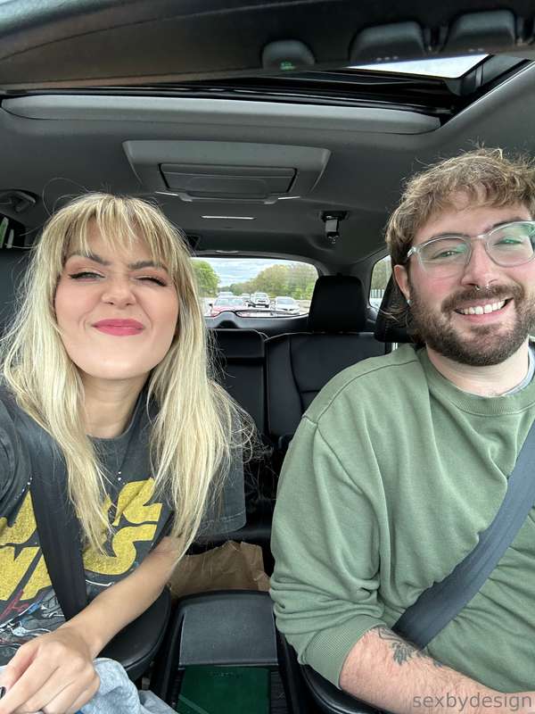 Road trip day! heading into the smoky’s for a lil getaway ⛰️..