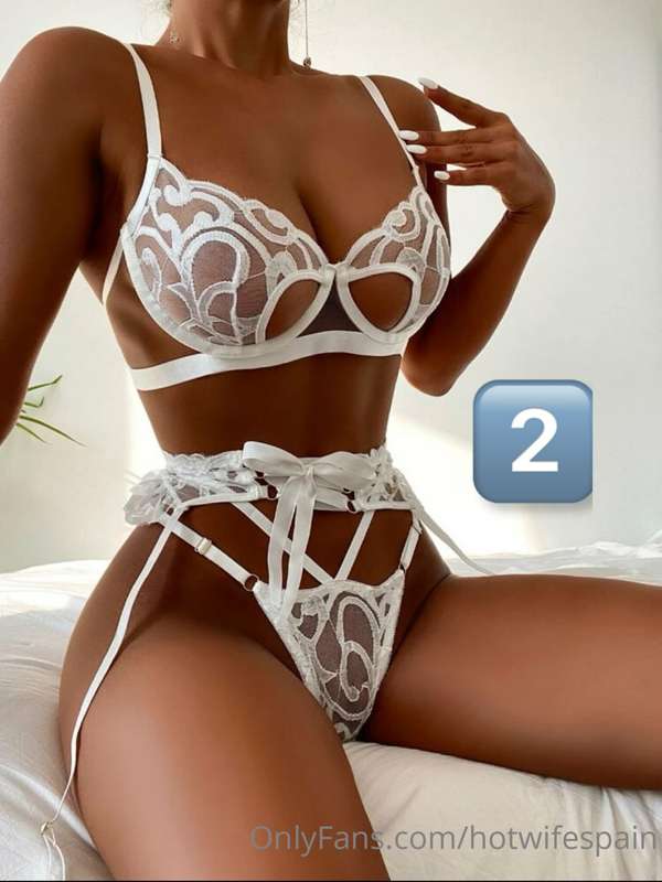 I need your help‼️  Almost all underwear is black!! 😱  I wan.. 1