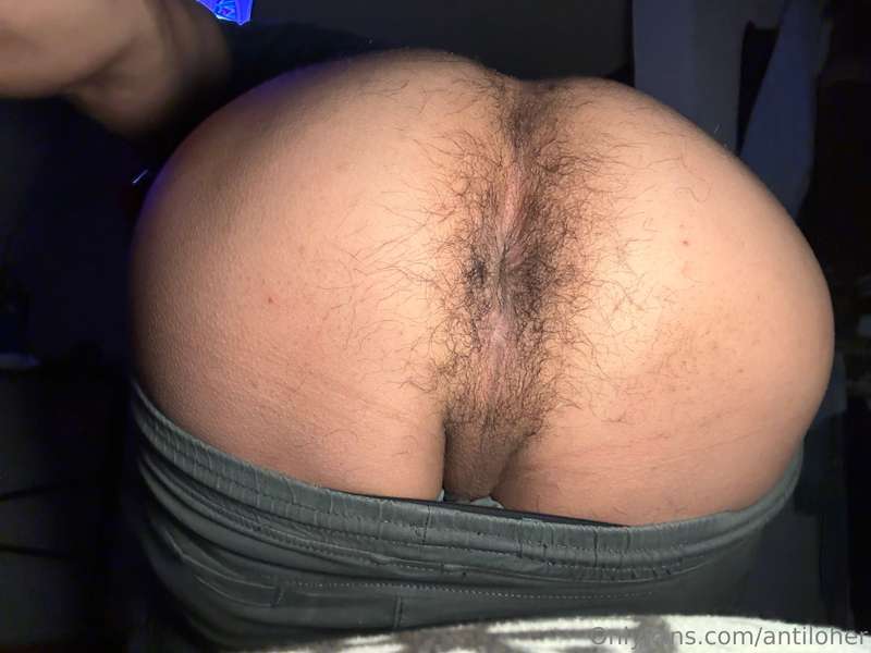 Me com3s el cul0 o la vrga?