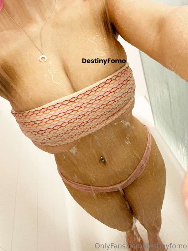 I know you wanna see more 😘 and you know where to get more 😈