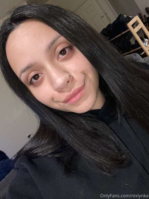 Do you like my pretty natural face? I never wear make up or ..