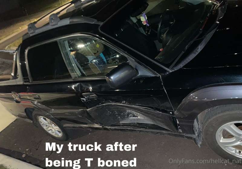 My mini truck got smashed by an old lady tonight but atleast.. 2