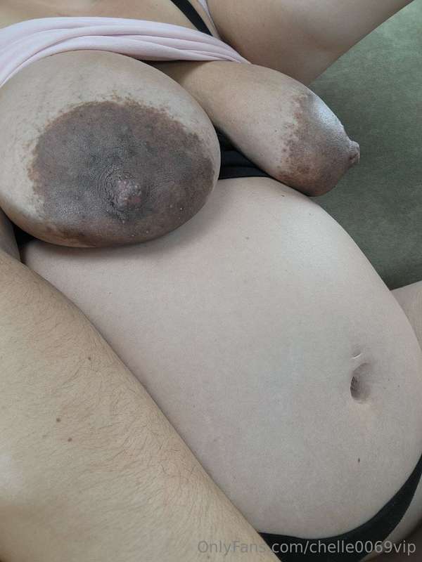 Happy SATURDAY! 🫶 Pretty sure my titties are getting bigger... 1