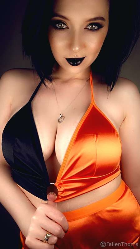 Fallenthorns - Onlyfans - 13 May, 2025