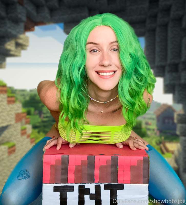 Minecraft set!! In ur inbox!! Eeee!! I don’t have much to sa.. 7