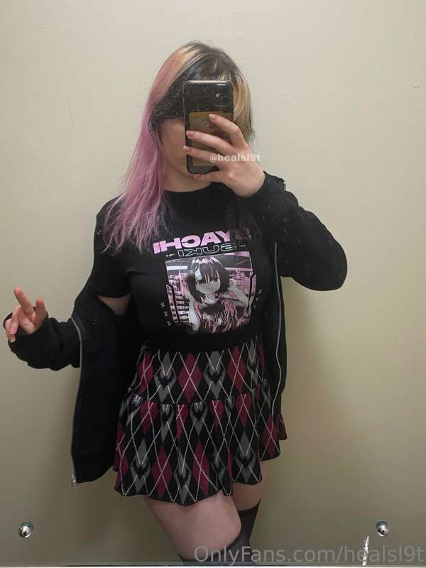 do you like my skirt? 2