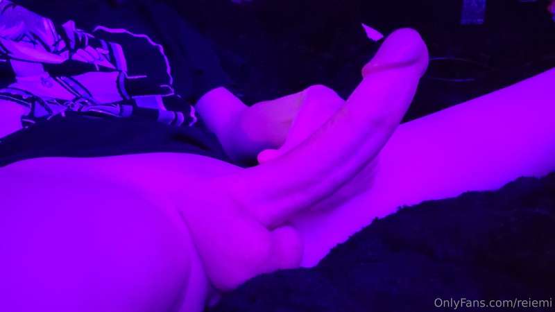 some lazy pp pics in bed cause i got a lil cold but im okay .. 5