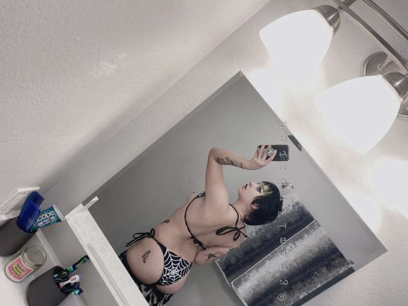 Boozygremlinx - Fansly - 31 Dec, 2021