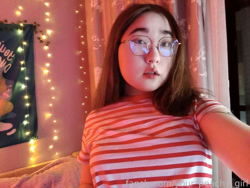 Your_Peachy_Girl - Fansly - 03 Jan, 2025