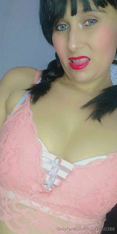 Hola amores buenas tardes 😈