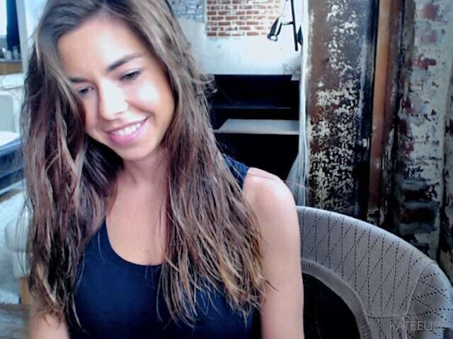 😊 2