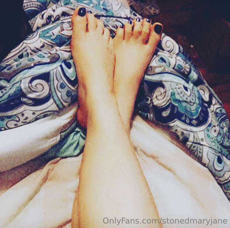 Stonedmaryjane - Onlyfans - 13 Nov, 2023