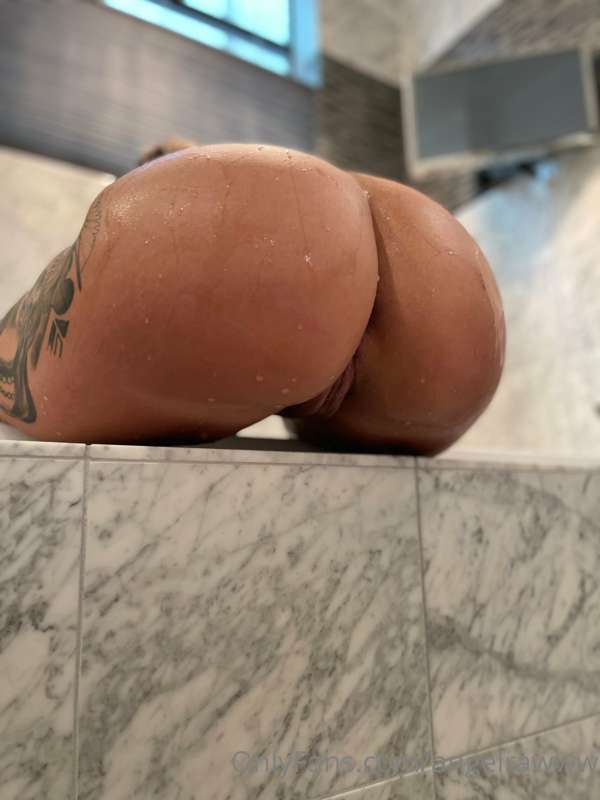 Get wet with me ? 1