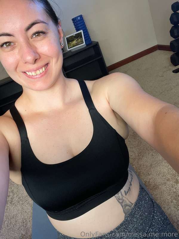 Spicy yoga workout video will be uploaded tonight, don’t for..