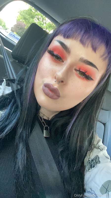 a pouty baby 🙈  http://onlyfans.com/lillillith